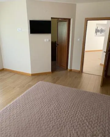 луксозна - стрелча, джакузи с минерална вода Villa *