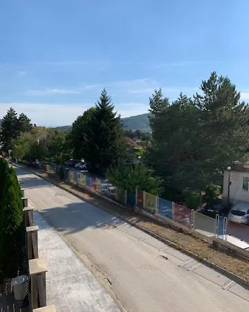 луксозна - стрелча, джакузи с минерална вода Villa Strelcha